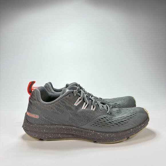 Nike Zoom Winflo 4 Shield Grey Athletic Running Shoe 921721-004 Women's Size 8 - Picture 1 of 10
